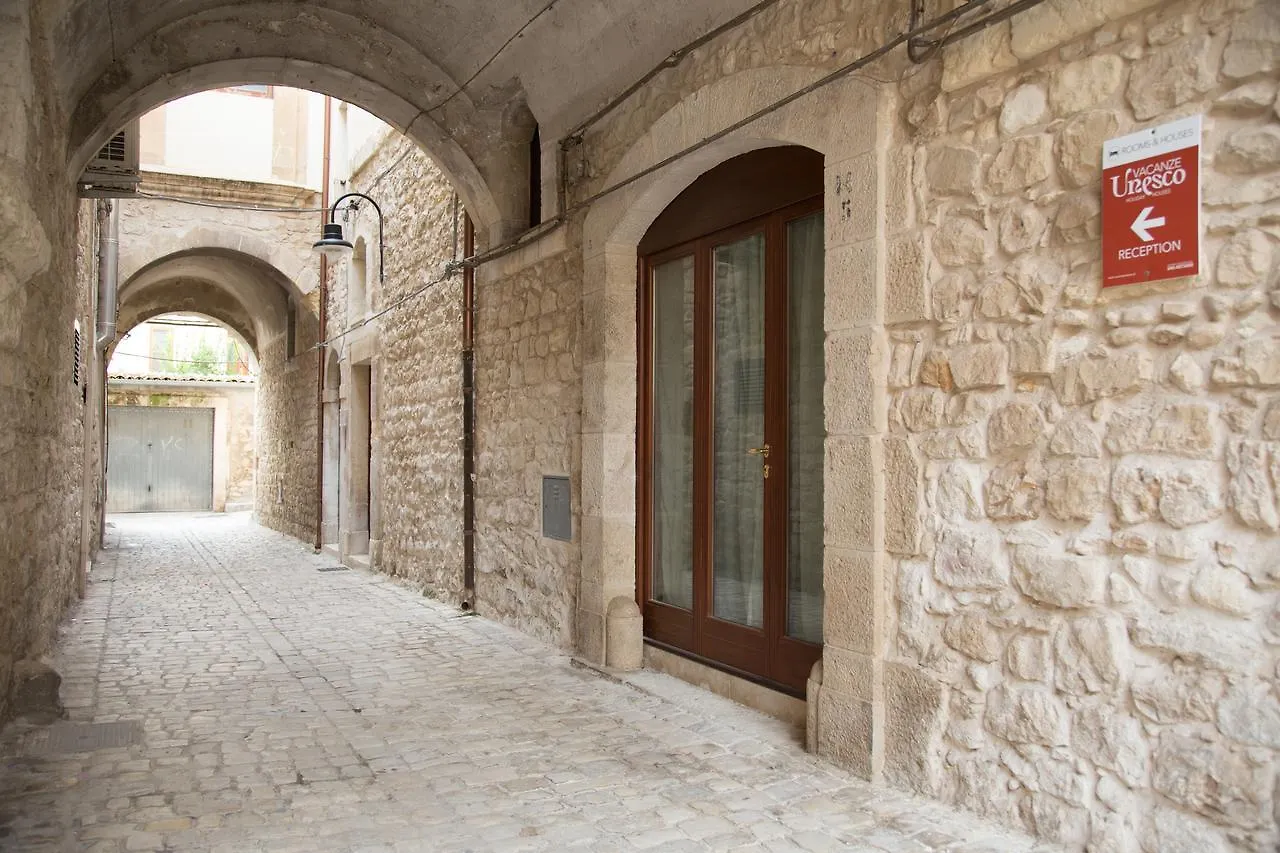 Bed and Breakfast Palazzetto Arco Antico Scicli Italia